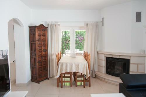 Villa Marysol Sleeps 6