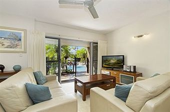 Aparthotel Glen Eden Beach Resort