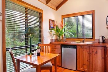 Aparthotel Lake Weyba Cottages Noosa