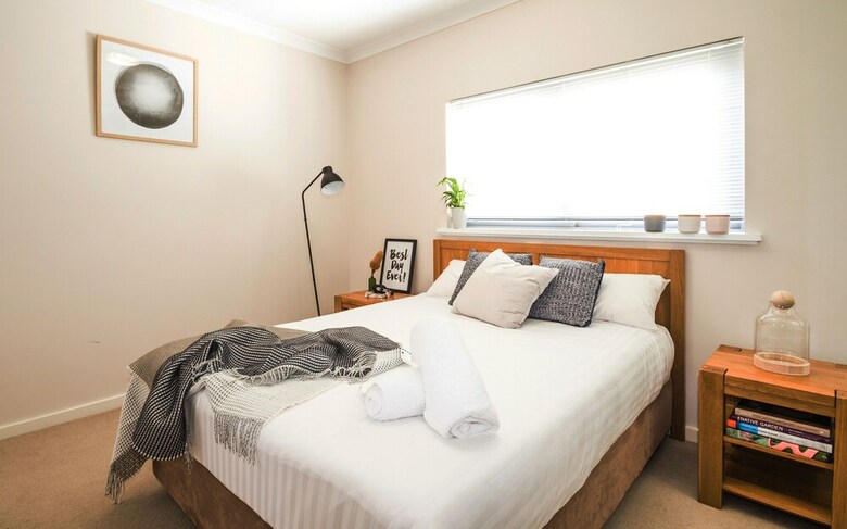 Aparthotel Airport Apartments By Aurum