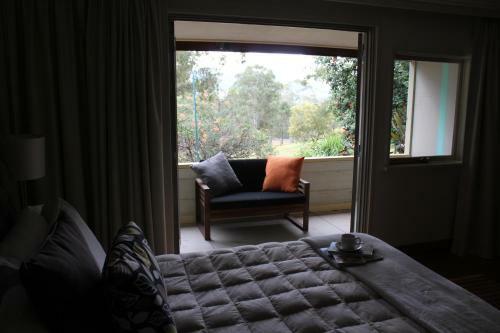Hostal Elfin Hill Country Accommodation