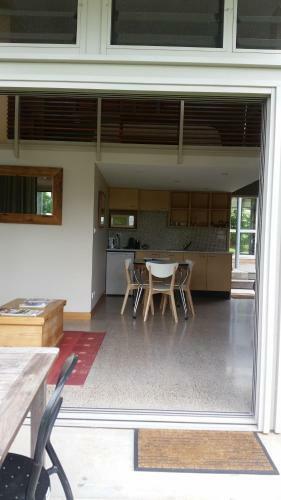 Hostal Elfin Hill Country Accommodation