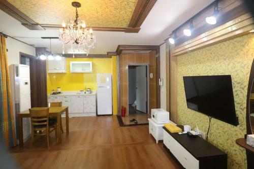 Gyeongju Raspberry Pension