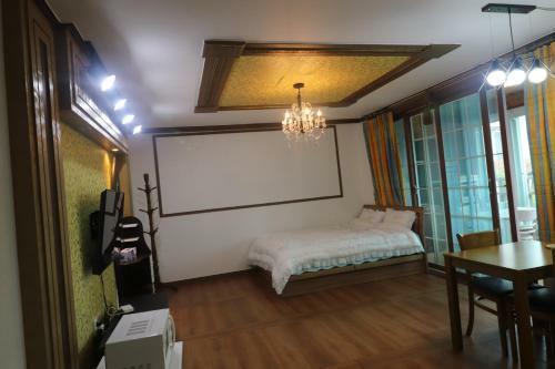 Gyeongju Raspberry Pension