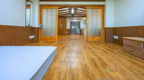 Songrim Hanok Pension