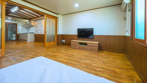 Songrim Hanok Pension