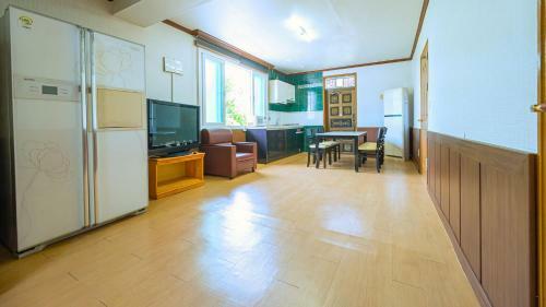 Songrim Hanok Pension