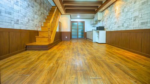 Songrim Hanok Pension