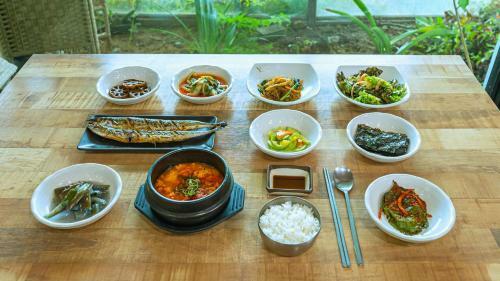 Songrim Hanok Pension