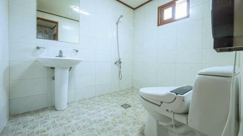 Songrim Hanok Pension