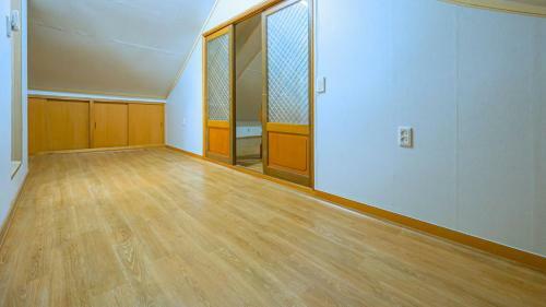 Songrim Hanok Pension