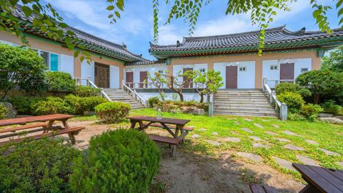 Songrim Hanok Pension