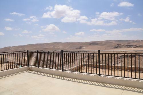 Vastu Dead Sea Apartment