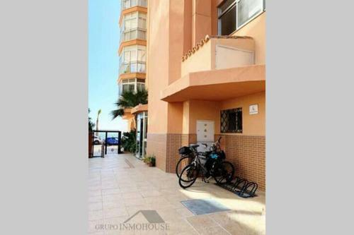 Apartamento Beachfront With Sea Views And Pool