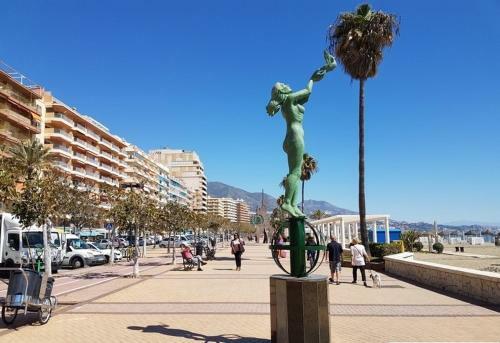 Fuengirola Beach Stunning Apartment