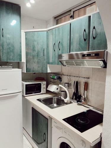 Apartamento Piso En 1� Linea De Playa Fuengirola