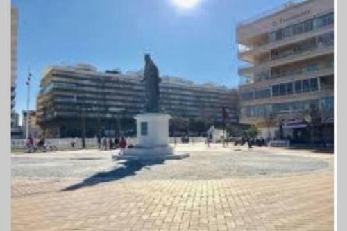 Apartamento En Urbanizaci�n Primera L�nea de Playa