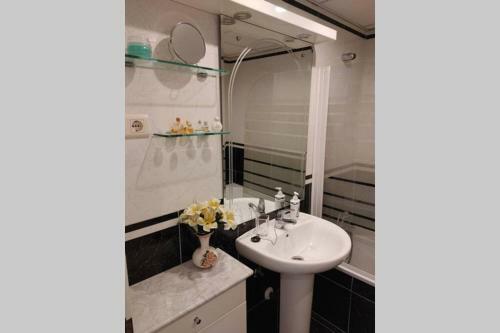Apartamento En Urbanizaci�n Primera L�nea de Playa