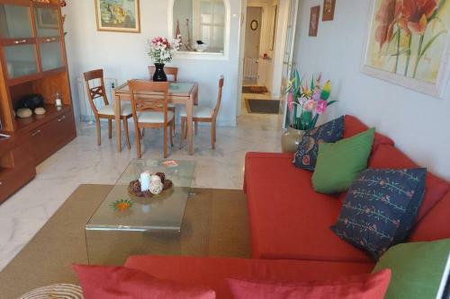 Apartamento En Urbanizaci�n Primera L�nea de Playa