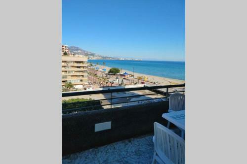 Apartamento En Urbanizaci�n Primera L�nea de Playa