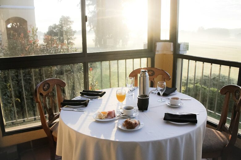 Hotel Wyndham Garden Lujan