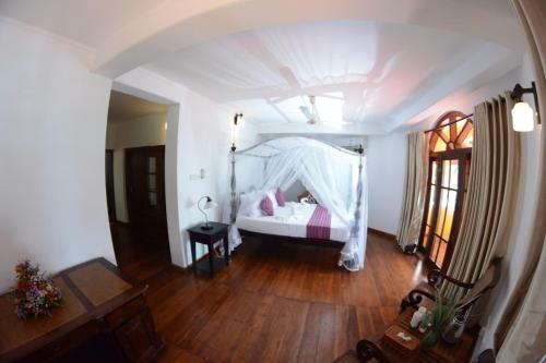 Hostal Sandy's Villa Hiriketiya