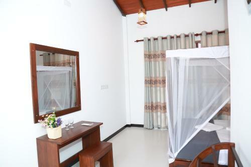 Hotel Mango Shade