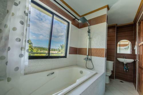 Rawis Resort Hotel And Restaurant