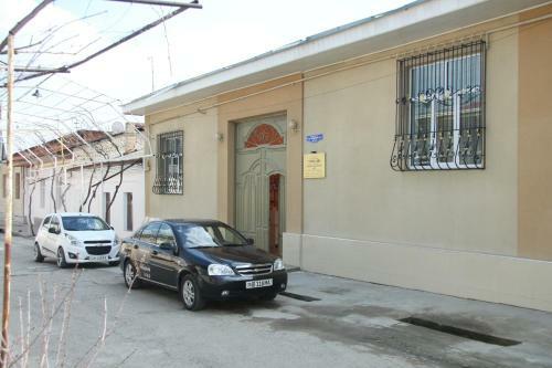 Hostal Yokub Guest House