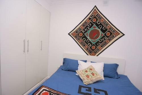Luxury 2 Bedrooms Apartment Walking Distance From Gur-emir