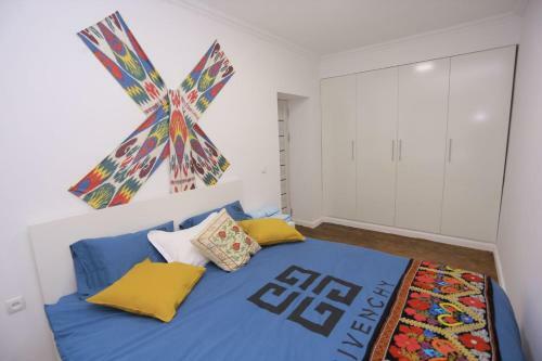 Luxury 2 Bedrooms Apartment Walking Distance From Gur-emir