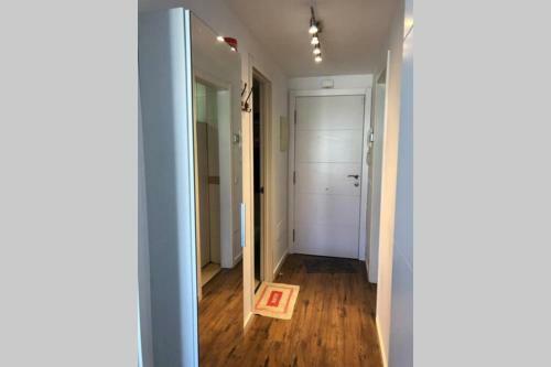 Bonito Y Pr�ctico Apartamento Cerca De La Playa