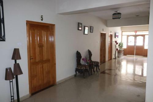 Grandeur Hotel