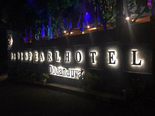 Radin Pearl Hotel & Beach Club