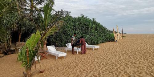 Radin Pearl Hotel & Beach Club