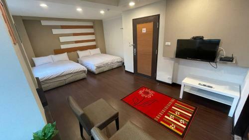 Kaili Hot Spring Hotel