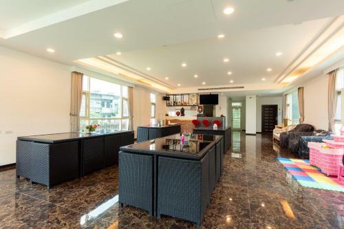 Meteoric Villa