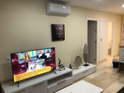Moderno Apartamento En Primera L�nea Paseo Mar�timo Fuengirola