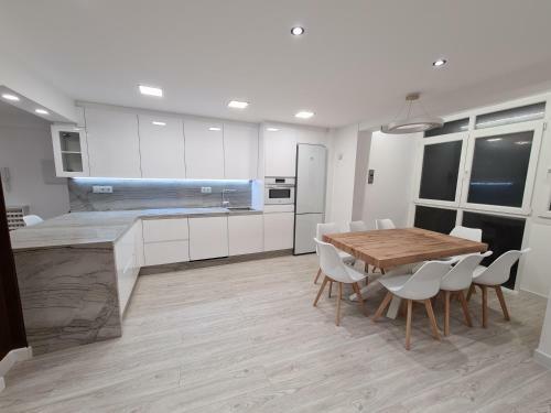 104a Apartamento A Estrenar 11 Personas Centro