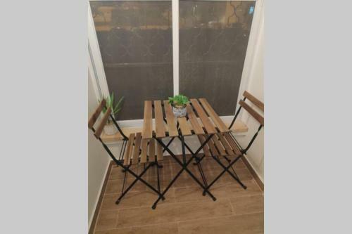 Centrally-located Quiet Cozy Loft Apartment