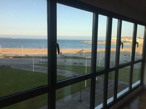 Apartamento Primera L�nea Playa+parking Gratis
