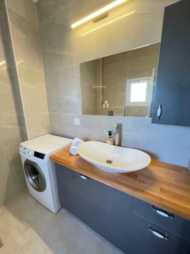 Apartamento Onthesea Bat Yam