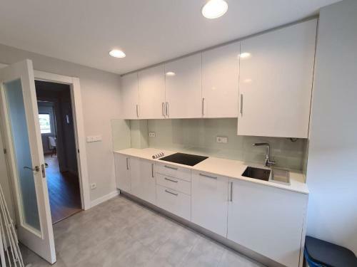 Apartamento 116a - 6 Personas En Plena Playa de Gij�n