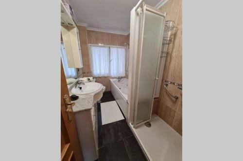 Apartamento 112a - A Pocos Metros De La Playa. 3 Dormitorios