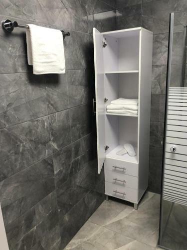 Sea Line Hotel From R&a Group