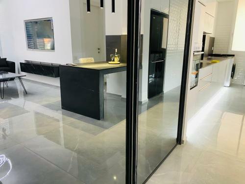 Apartamento New! Luxus- Best Suit 2 Minutes Fromtel Aviv