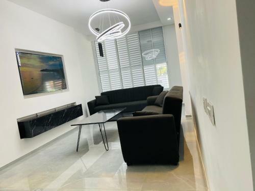 Apartamento New! Luxus- Best Suit 2 Minutes Fromtel Aviv