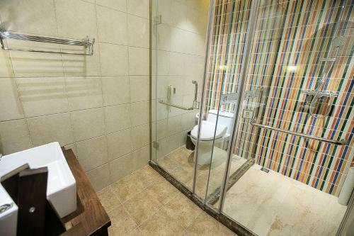 Dinoman Club Hotel