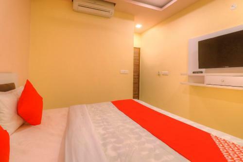 Oyo 67351 Hotel Deep Plaza