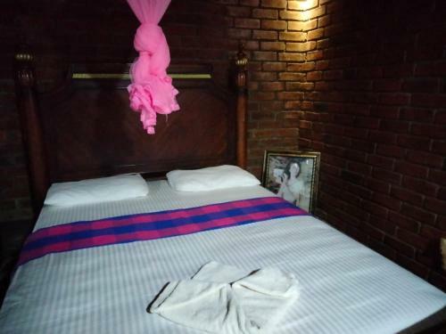 Hotel Whiteroyal